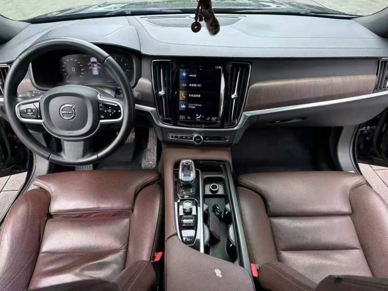 徐州21年沃尔沃S905