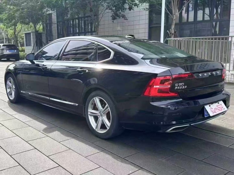 徐州21年沃尔沃S906