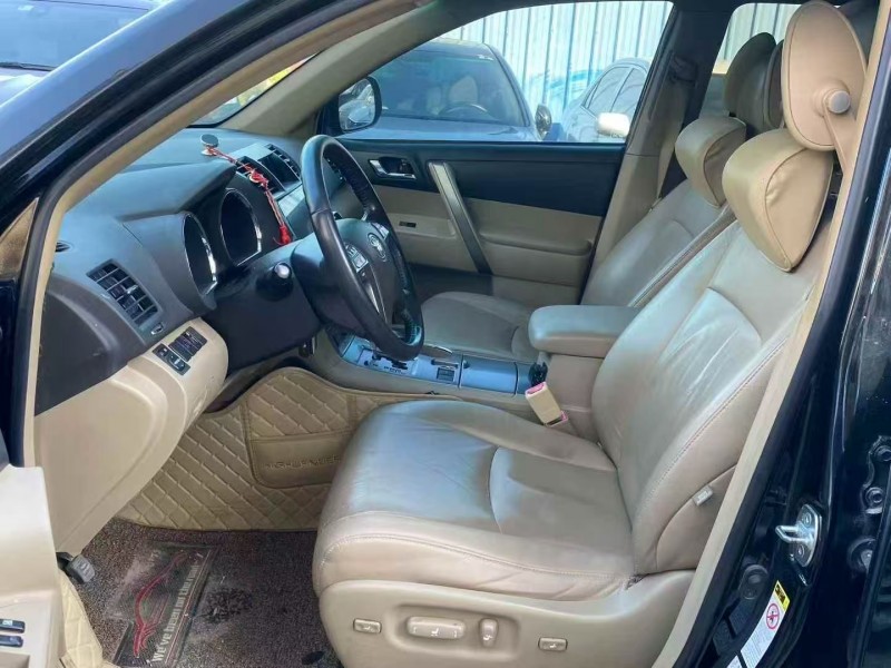 广州12年丰田汉兰达4