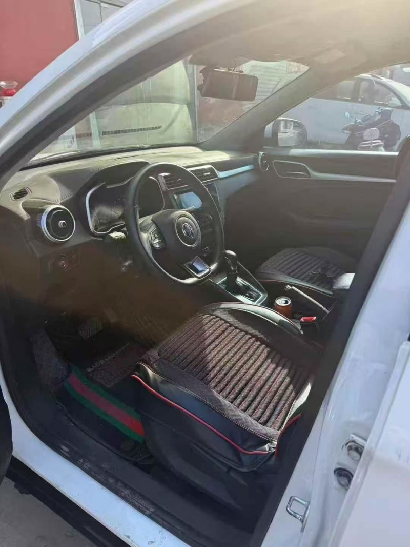 安阳18年名爵ZS4