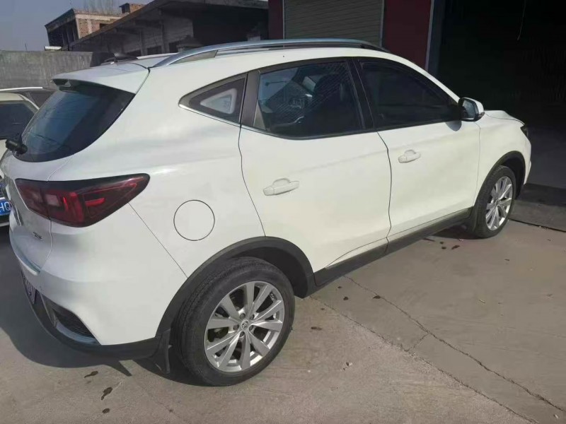 安阳18年名爵ZS8