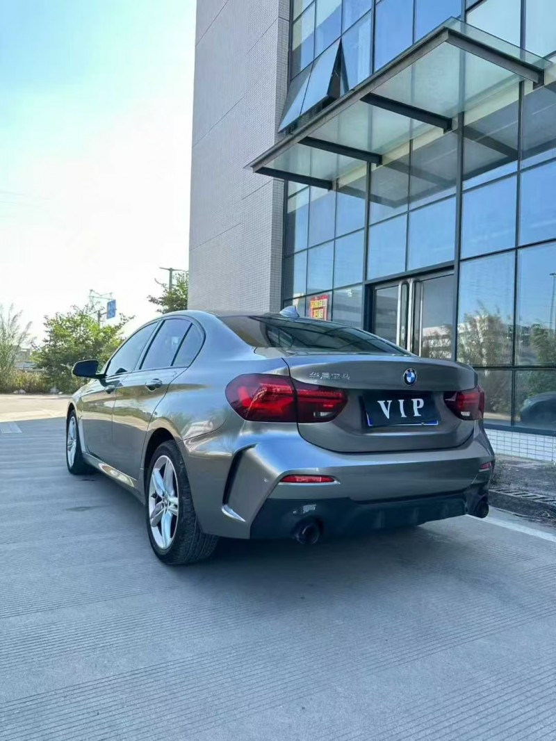 南宁23年宝马1系5