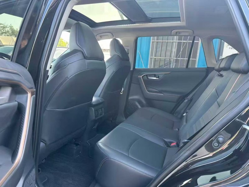 广州25年丰田威兰达5