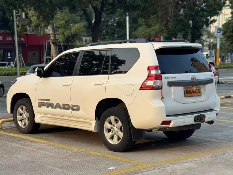 广州14年丰田普拉多7