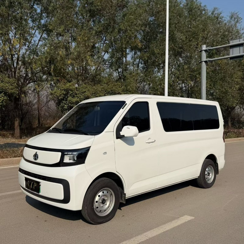 枣庄25年长安汽车睿行3