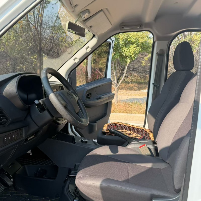 枣庄25年长安汽车睿行4