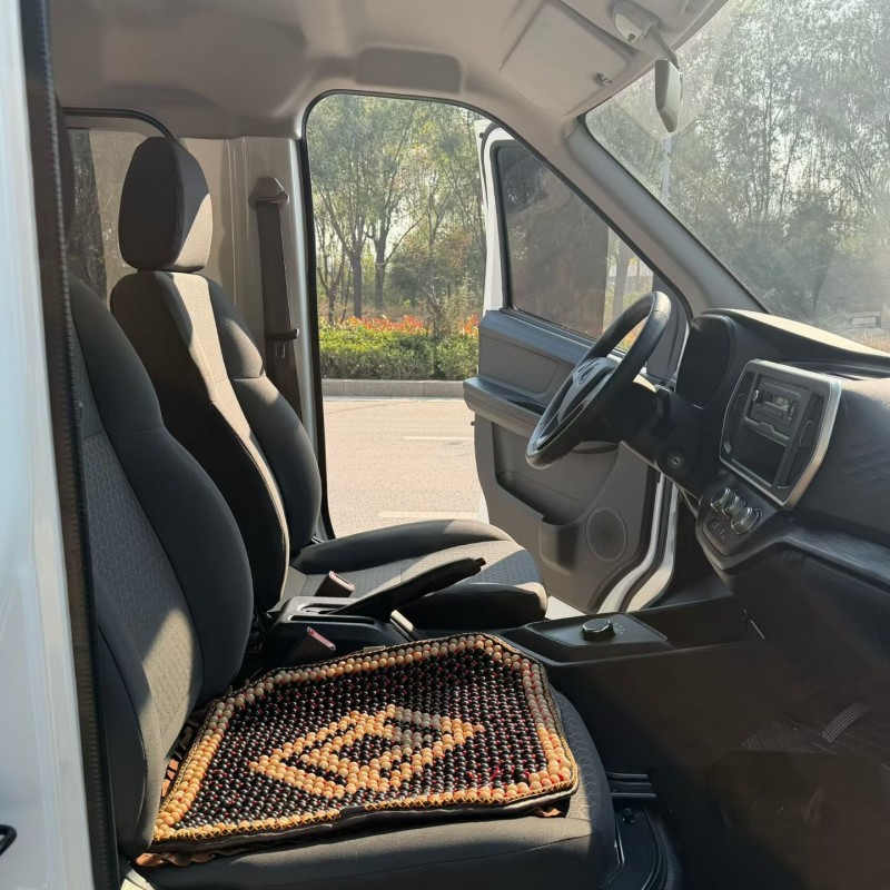 枣庄25年长安汽车睿行5