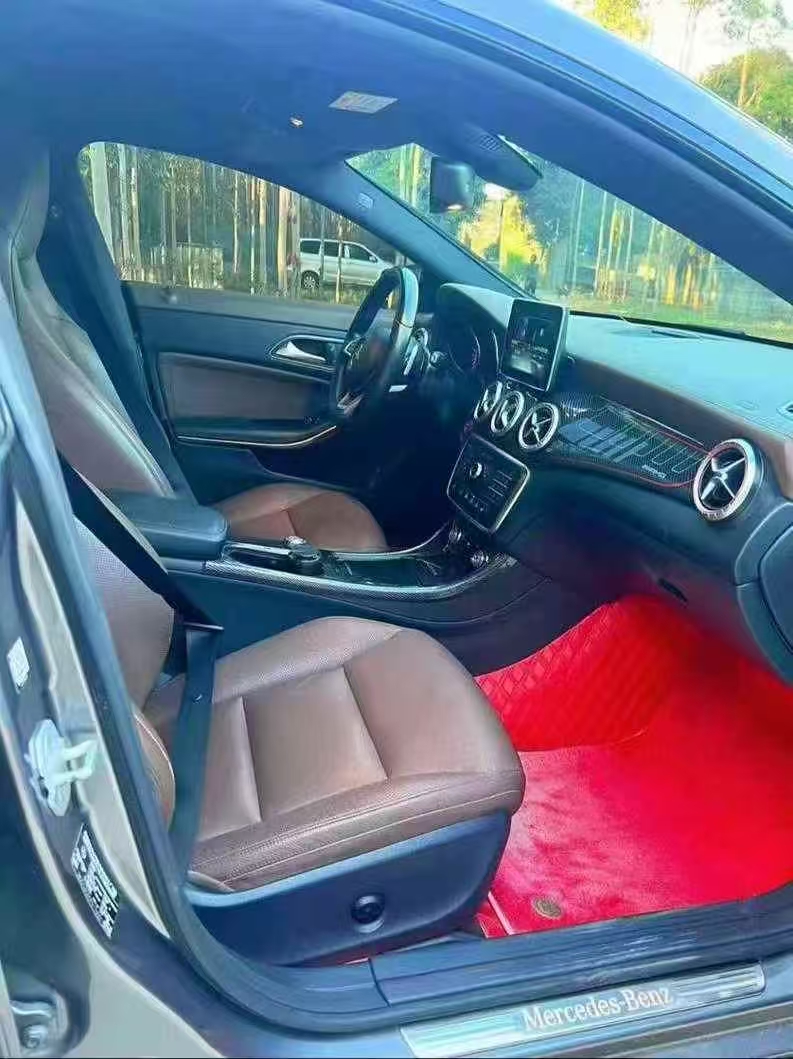 广州15年奔驰CLA4