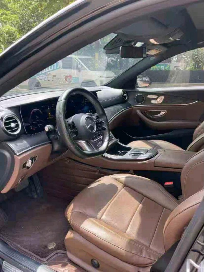 广州21年巴博斯E级4