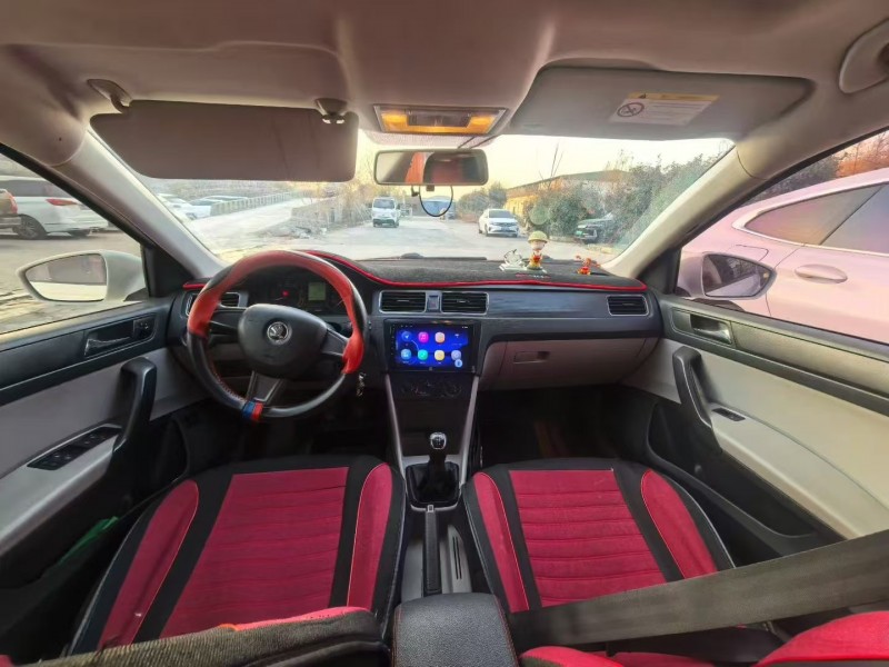 菏泽17年斯柯达昕锐5