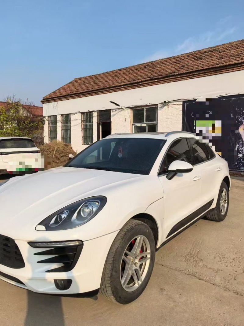 菏泽17年保时捷Macan2