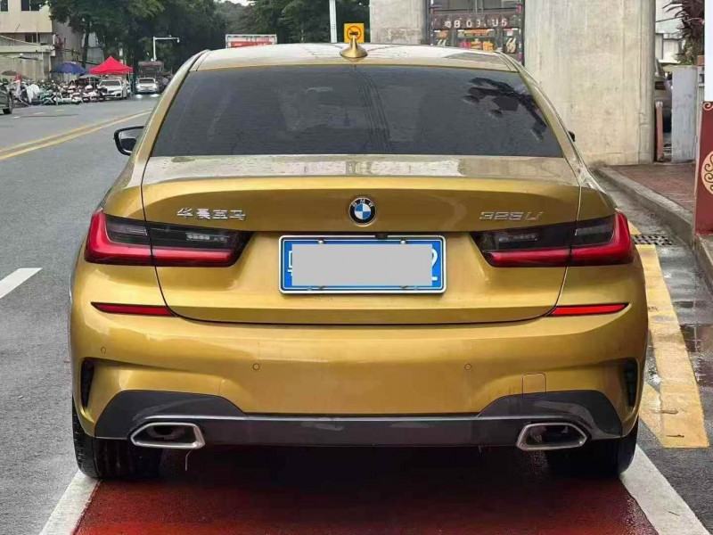 广州19年宝马3系9