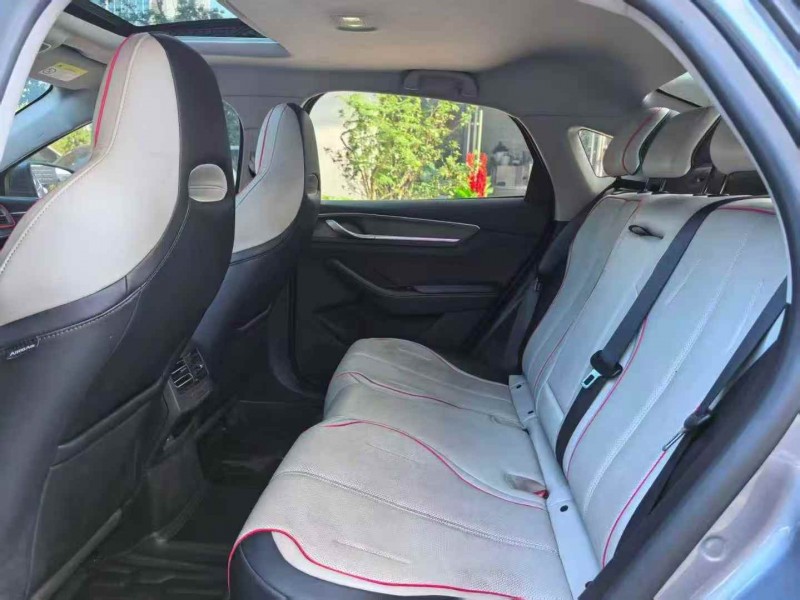 广州23年比亚迪驱逐舰4