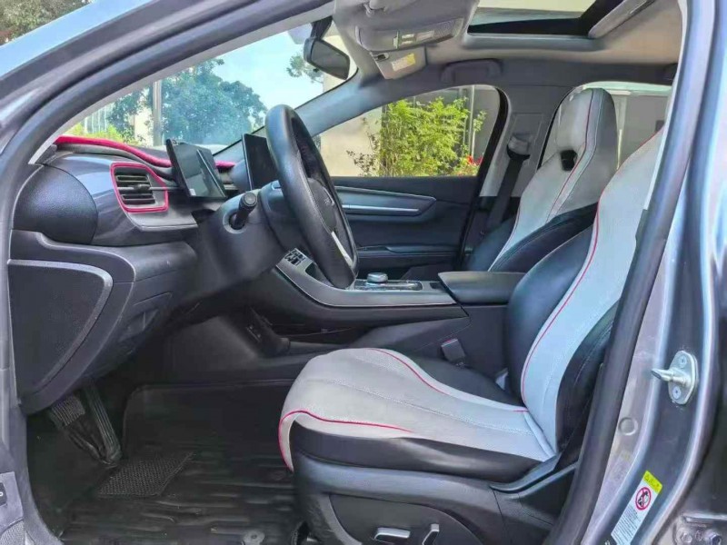 广州23年比亚迪驱逐舰5