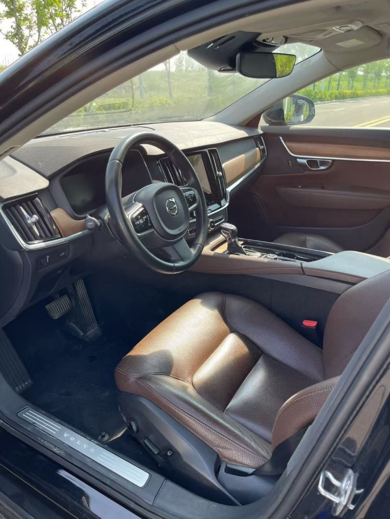 宿迁19年沃尔沃S904