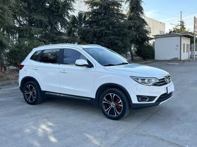 宿迁18年一汽森雅2