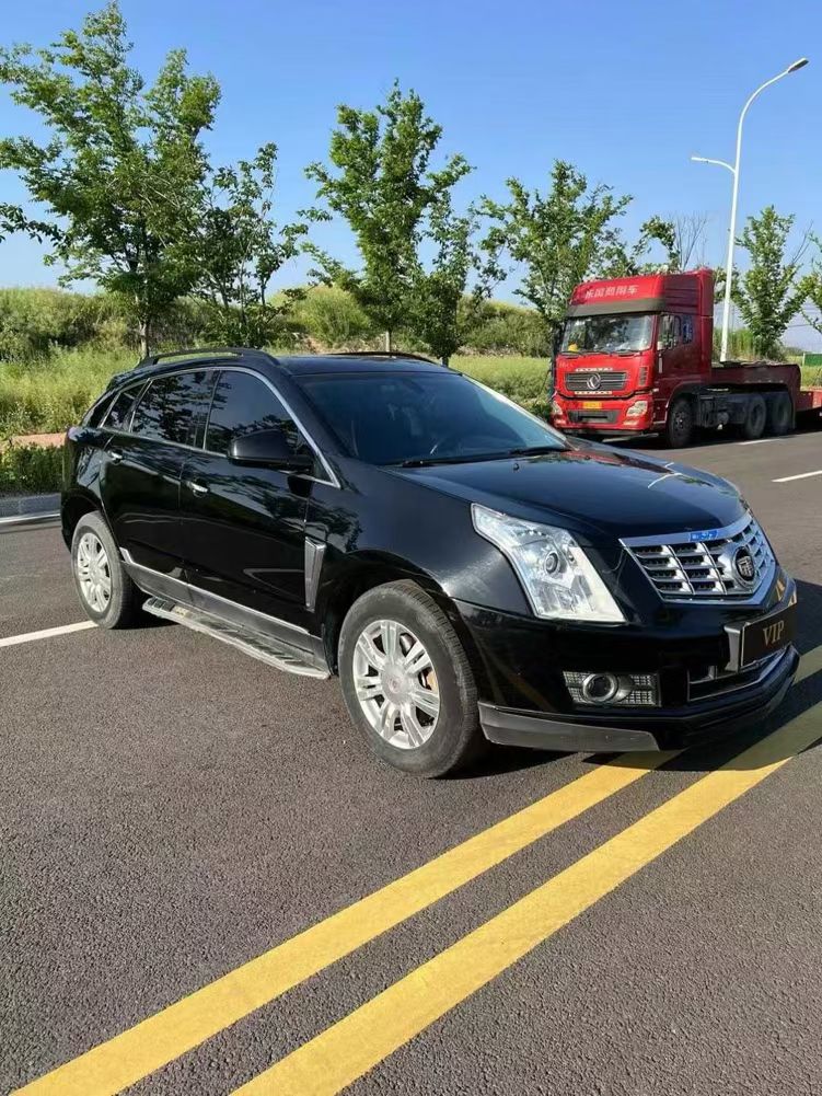 宿迁16年凯迪拉克SRX3