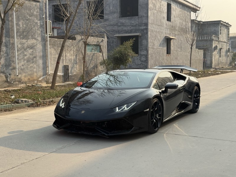 新乡16年兰博基尼飓风610-42