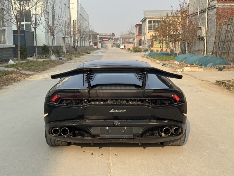 新乡16年兰博基尼飓风610-45