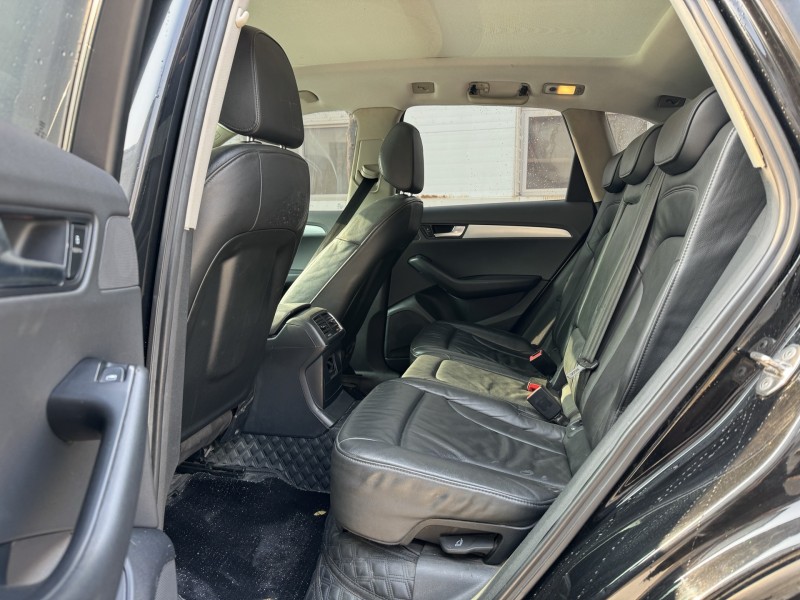 新乡12年奥迪Q56