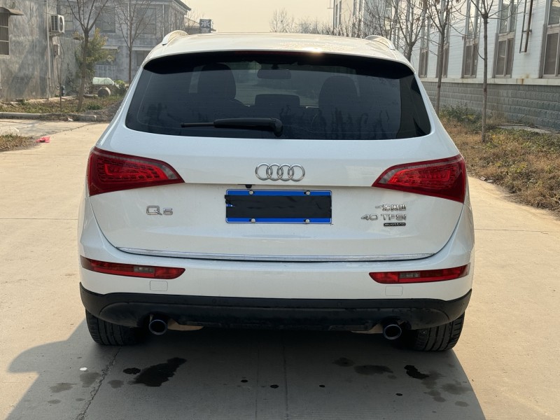 新乡12年奥迪Q58