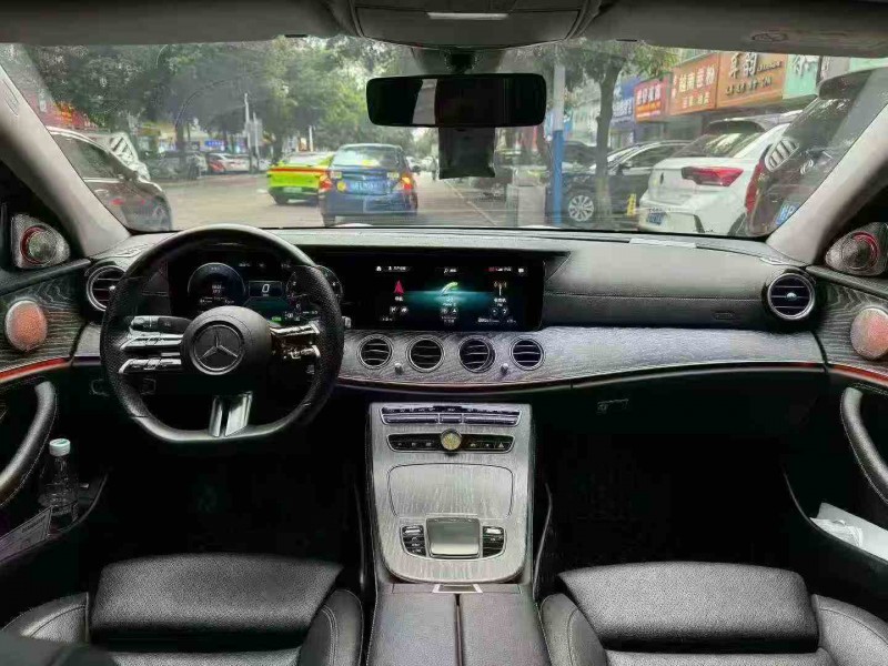 贵港21年奔驰E4