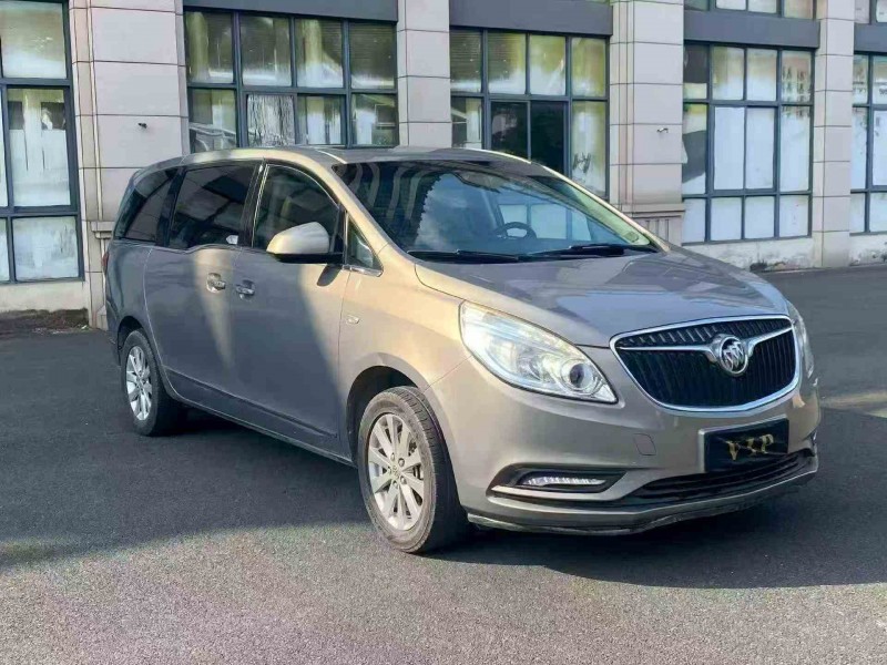 莆田17年别克GL82