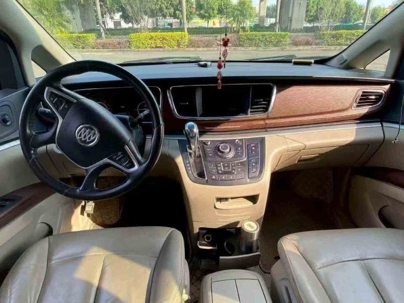 莆田17年别克GL86