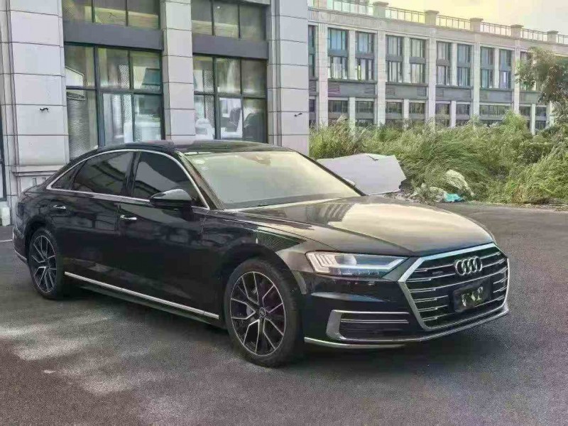 厦门21年奥迪A8L3