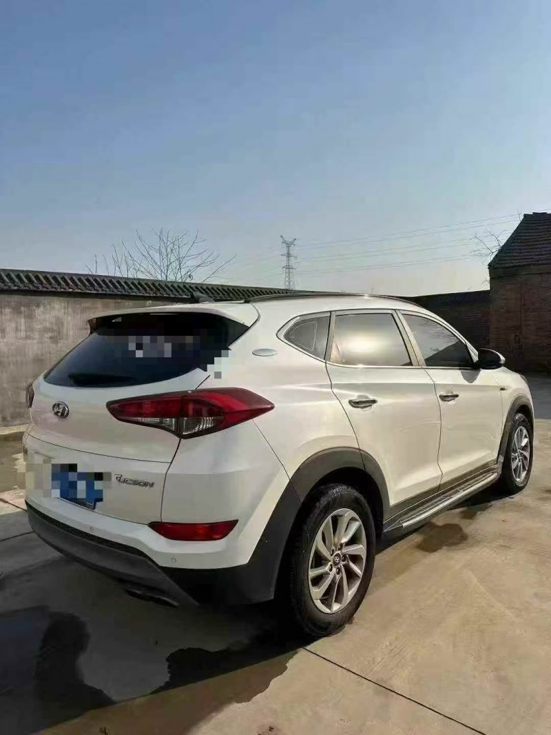 菏泽18年现代途胜8