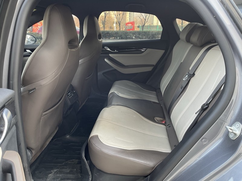 济宁24年比亚迪秦4