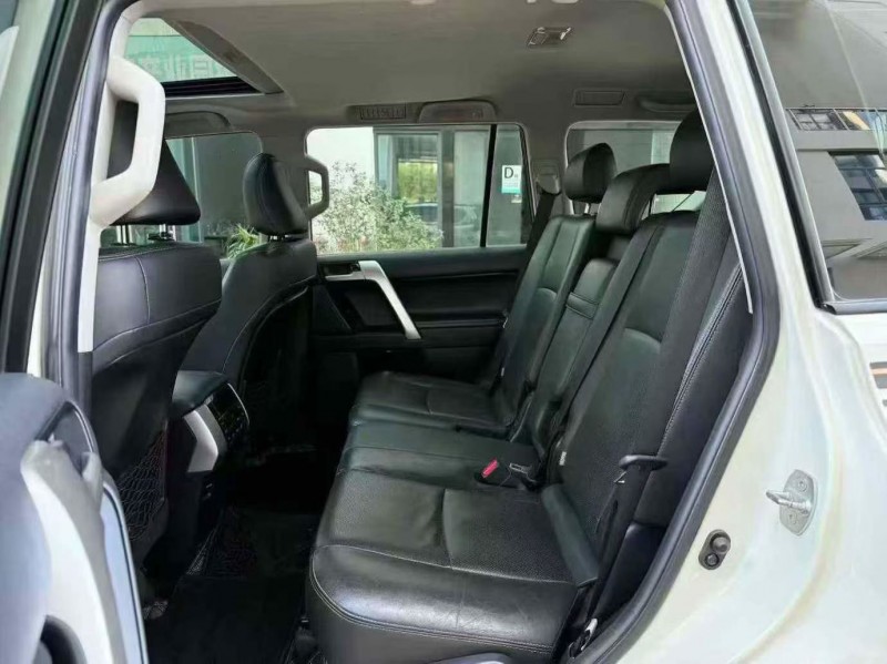 深圳19年丰田普拉多5