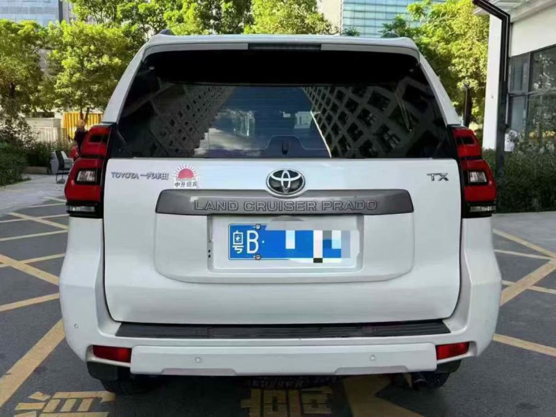 深圳19年丰田普拉多8