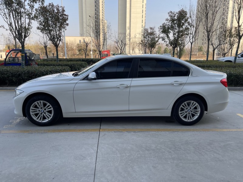 济宁15年宝马3系8