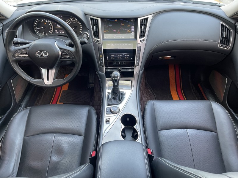 济宁18年英菲尼迪Q50L6