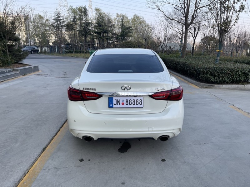 济宁18年英菲尼迪Q50L9
