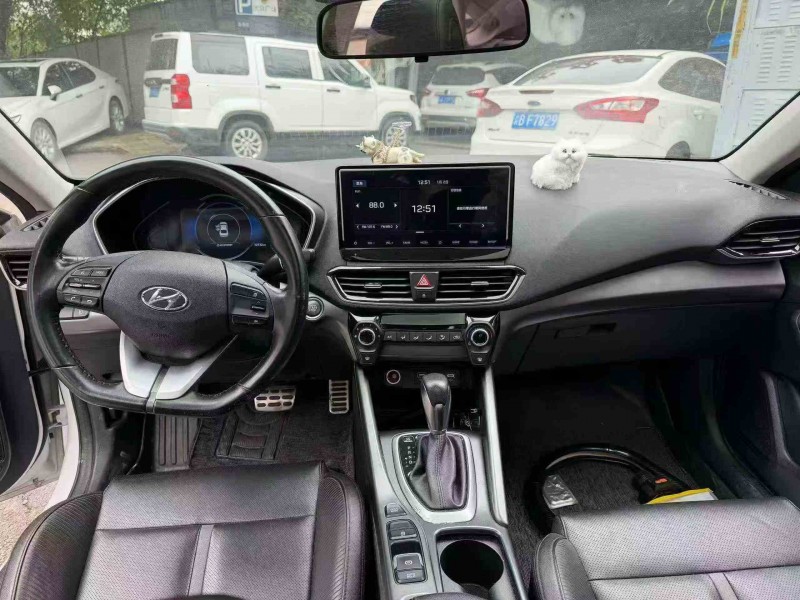 重庆19年现代菲斯塔4