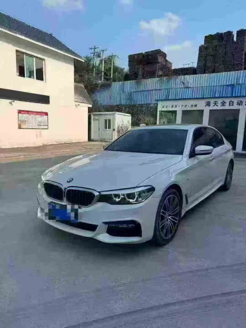 重庆18年宝马3系3