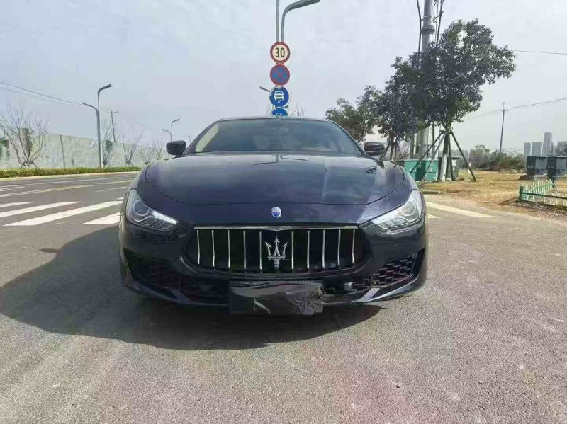 常州21年玛莎拉蒂Ghibli1