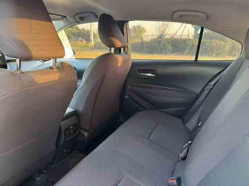 连云港23年丰田雷凌6