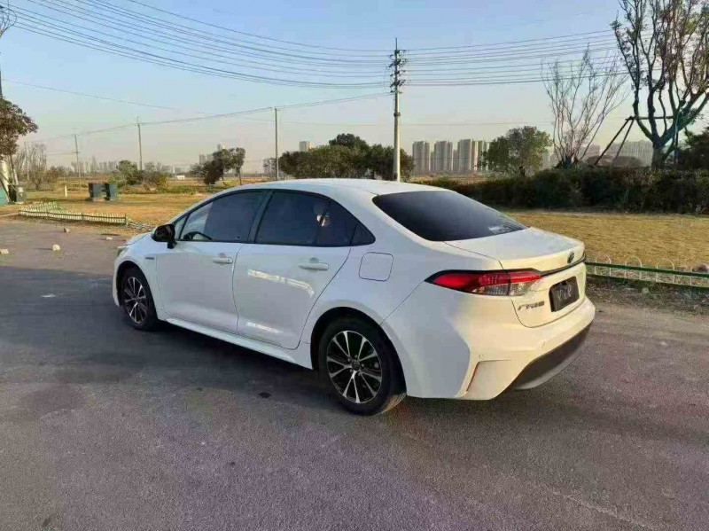 连云港23年丰田雷凌7