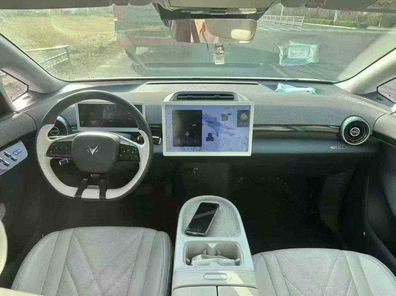 徐州24年极狐汽车阿尔法4