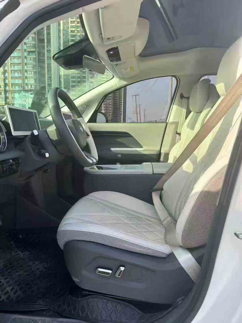 徐州24年极狐汽车阿尔法6