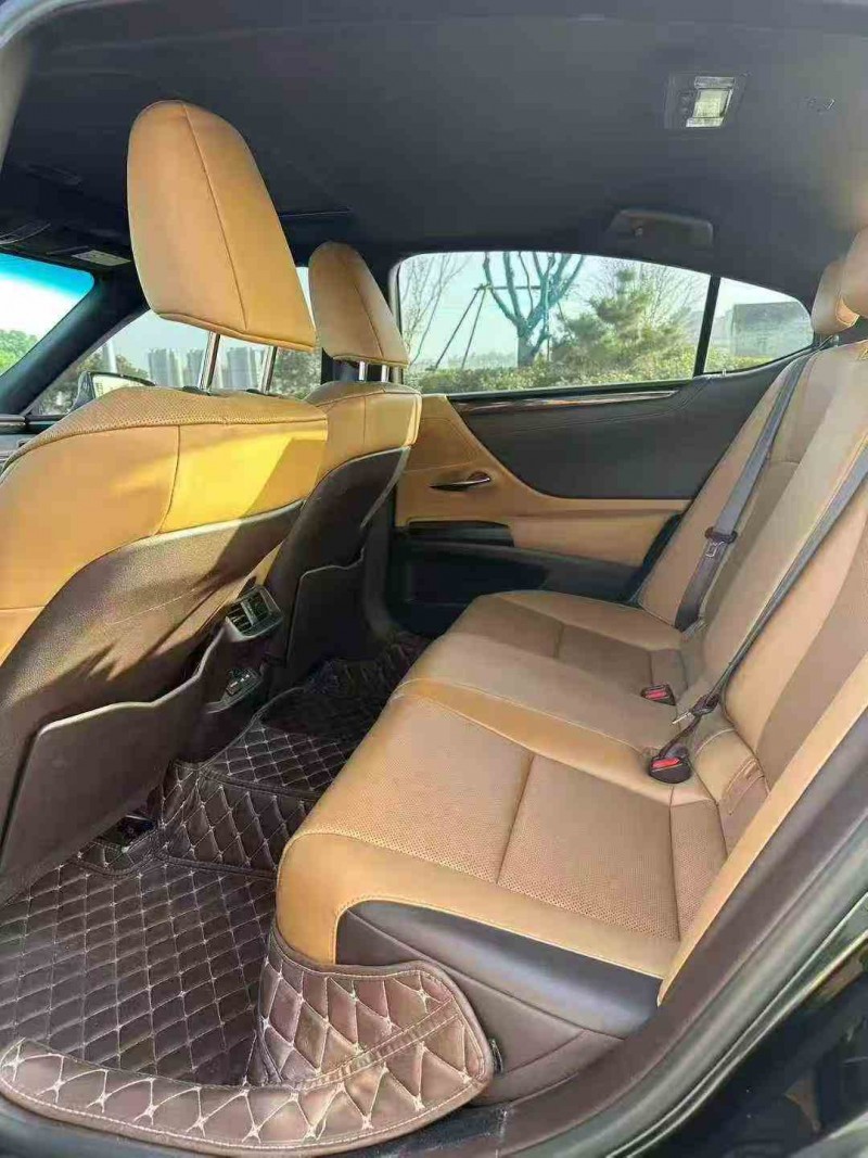 常州20年雷克萨斯ES5