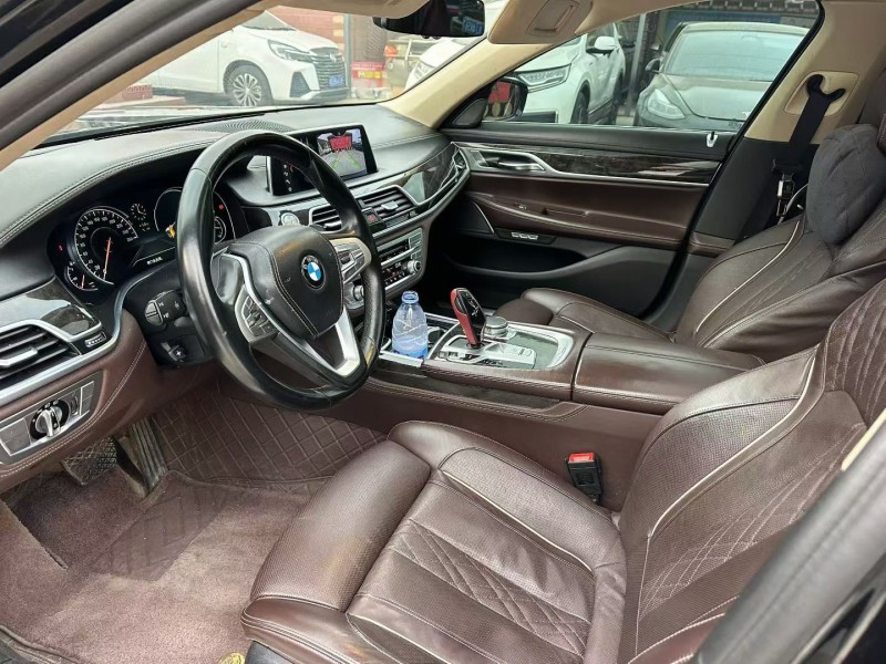 淄博17年宝马7系4