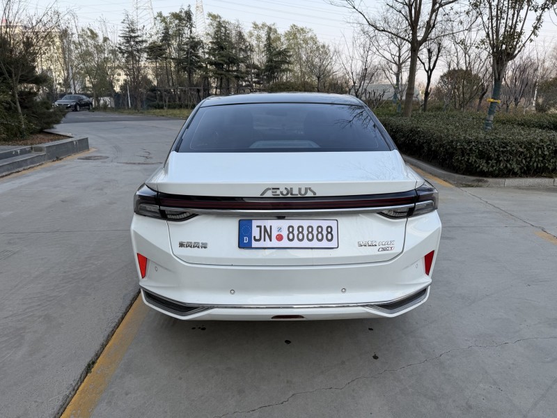 济宁23年东风奕炫9