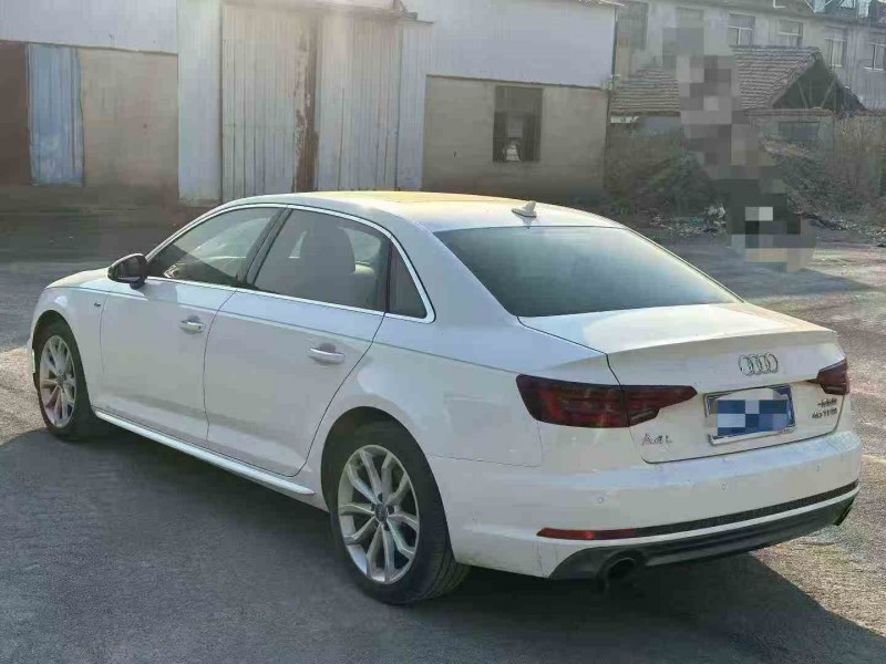 无锡18年奥迪A4L4