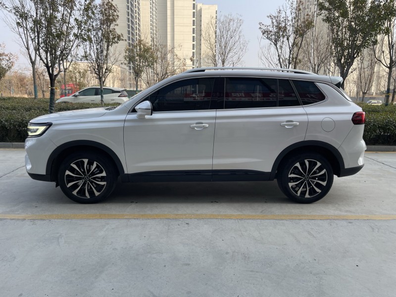 济宁21年荣威RX58