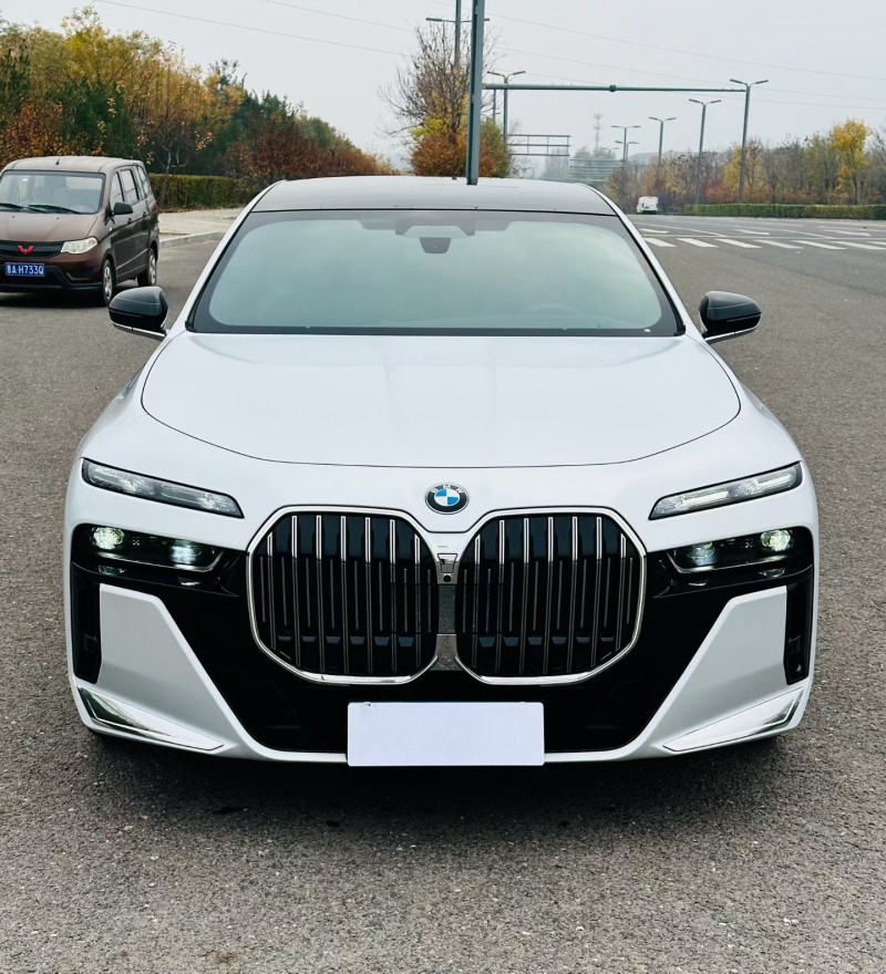 太原24年宝马7系1