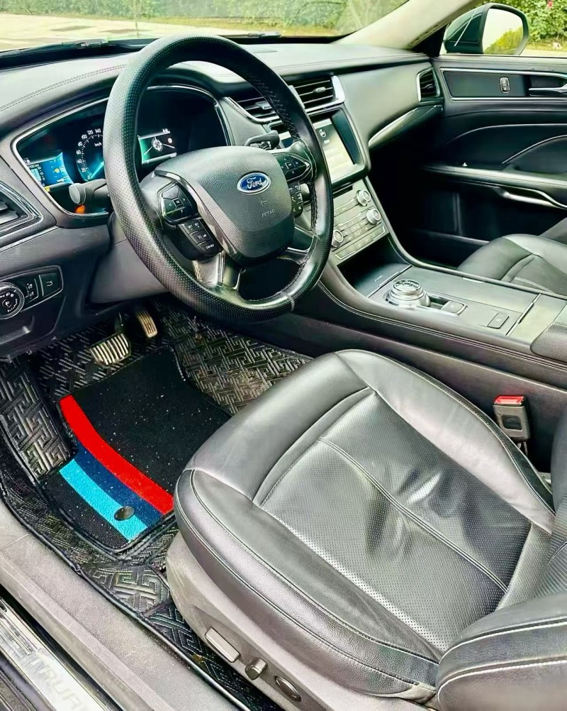 太原16年福特金牛座4